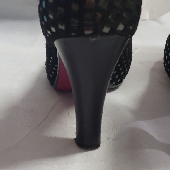 Poetic License of London Black rosette maryjane sz 6.5 Preowned - Picture 7 of 11